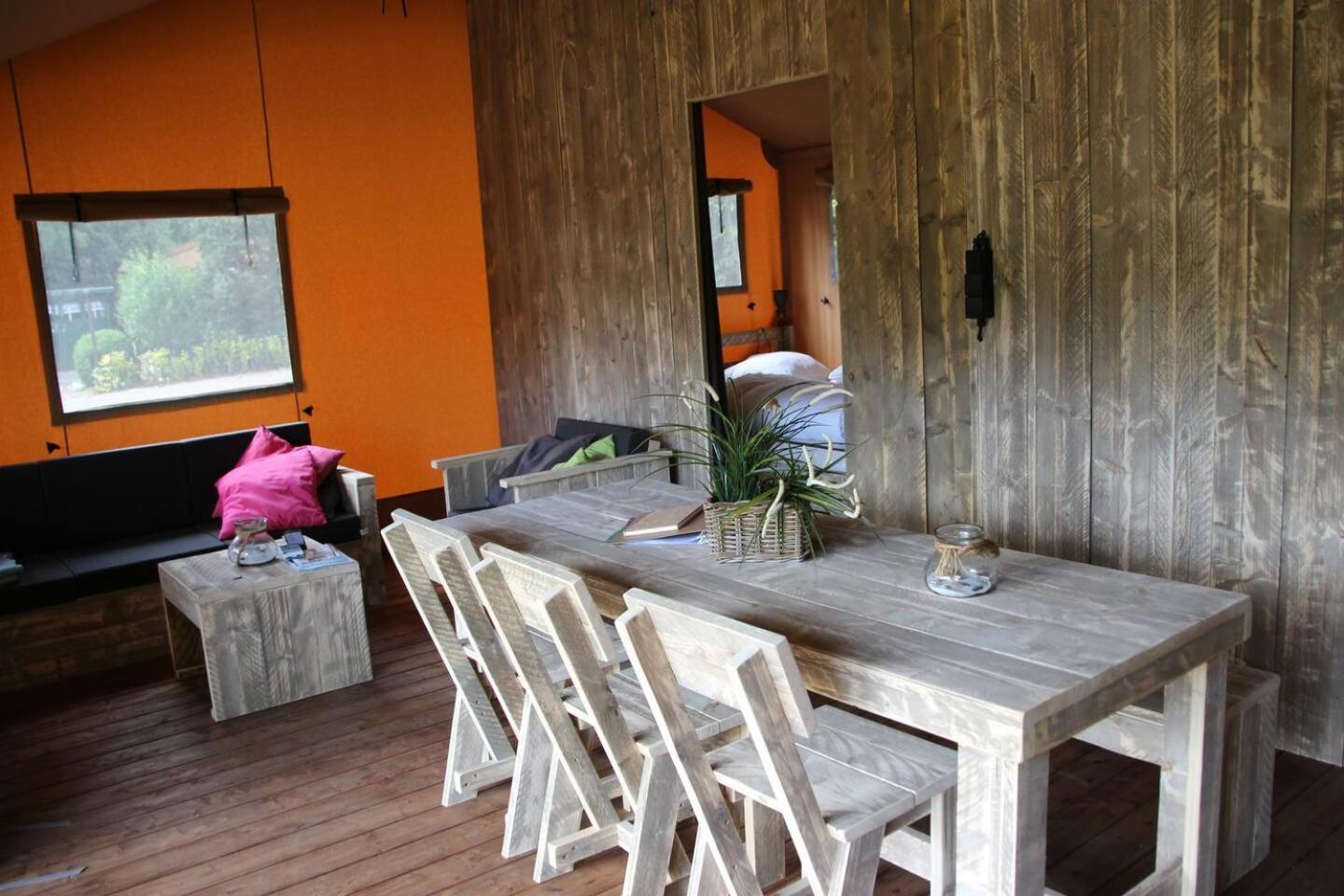 In De Veluwe Met Prive Sanitair Ll54
