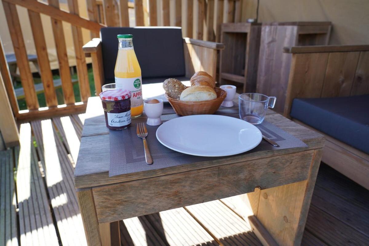 Luxury tent In De Veluwe Met Prive Sanitair Ll54 *